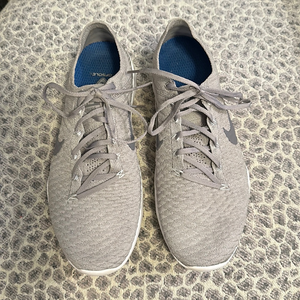 Nike Free Flyknit Training Shoes Grey Euc Size 8.5
